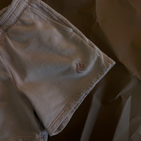 Twinflames Two Souls Crewneck and Sweatshorts - Picture 2 of 6